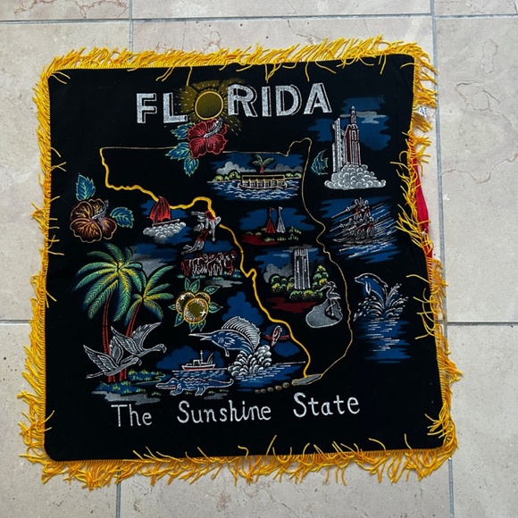 Vintage 80's Florida felt transfer Decorative Pillow Cover tapestry Winter home - Picture 1 of 4